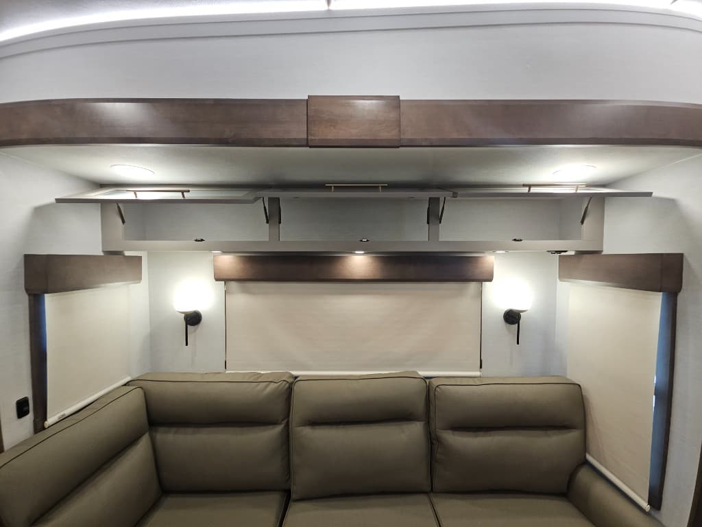 2026 Alliance RV 2026 Alliance RV Paradigm - thumbnail 26