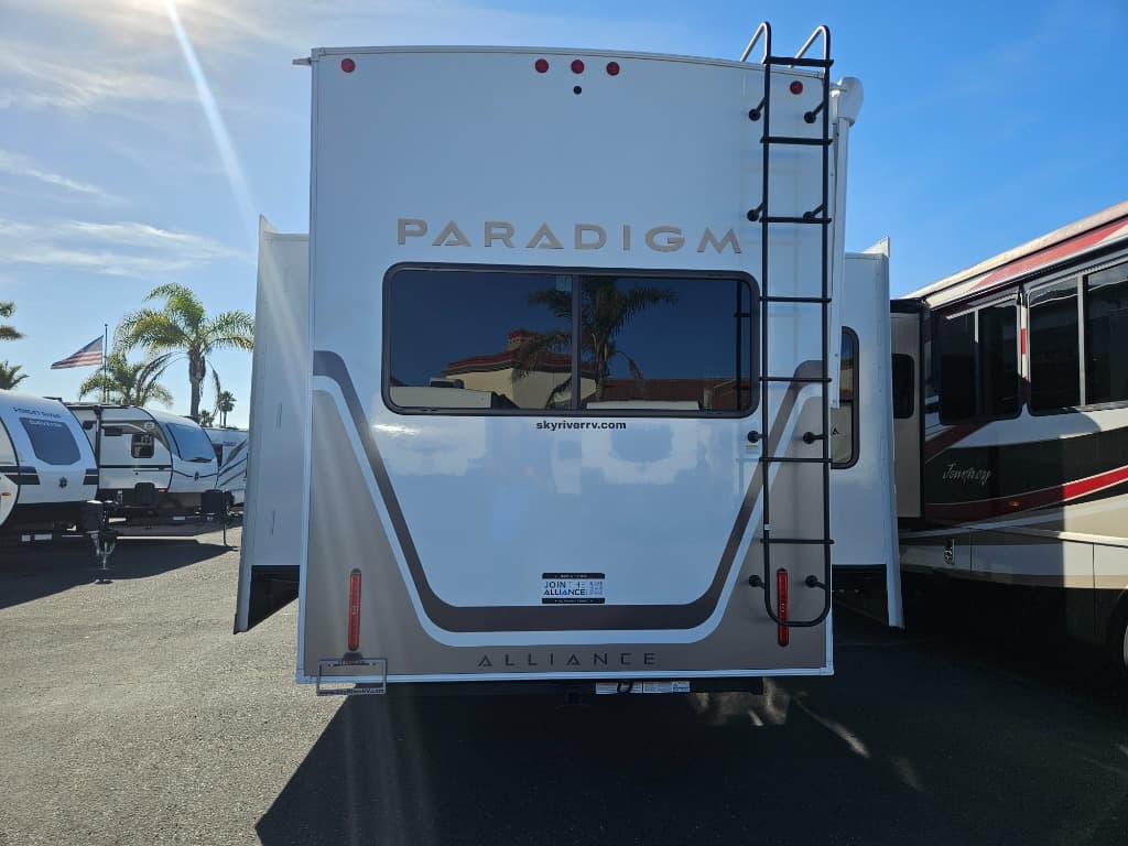 2026 Alliance RV 2026 Alliance RV Paradigm - thumbnail 4