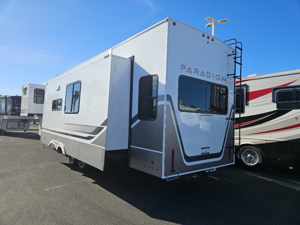2026 Alliance RV 2026 Alliance RV Paradigm - thumbnail 5