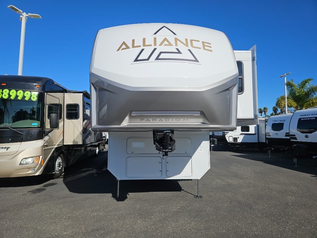 2026 Alliance RV 2026 Alliance RV Paradigm - thumbnail 7