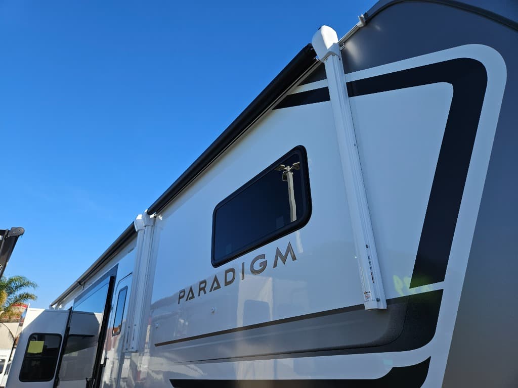 2026 Alliance RV 2026 Alliance RV Paradigm - thumbnail 10