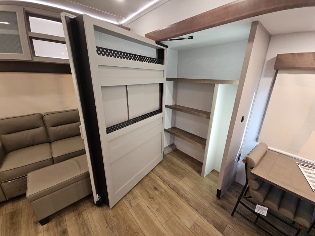 2026 Alliance RV 2026 Alliance RV Paradigm - thumbnail 44