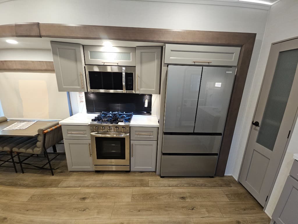 2026 Alliance RV 2026 Alliance RV Paradigm - thumbnail 47