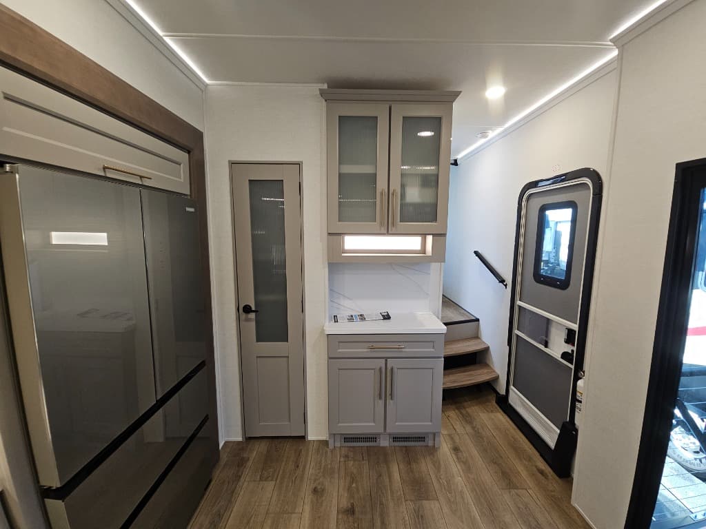 2026 Alliance RV 2026 Alliance RV Paradigm - thumbnail 54