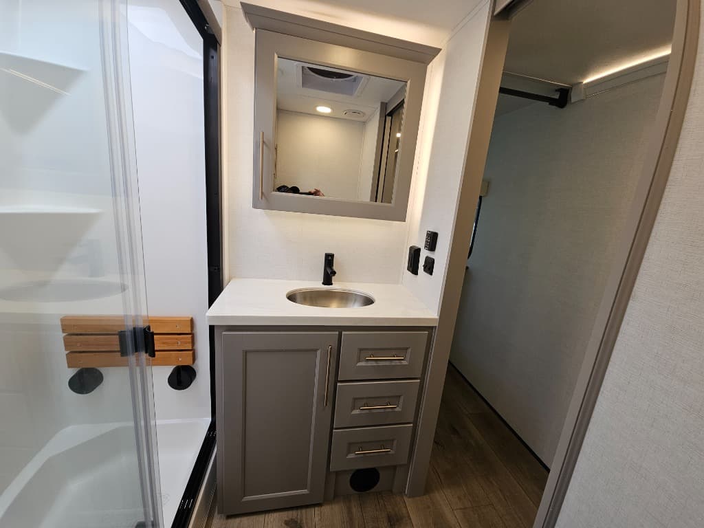 2026 Alliance RV 2026 Alliance RV Paradigm - thumbnail 60