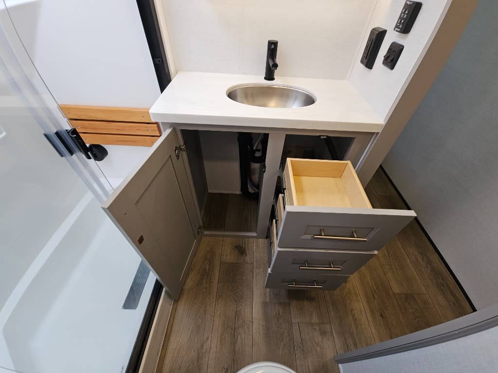 2026 Alliance RV 2026 Alliance RV Paradigm - thumbnail 63