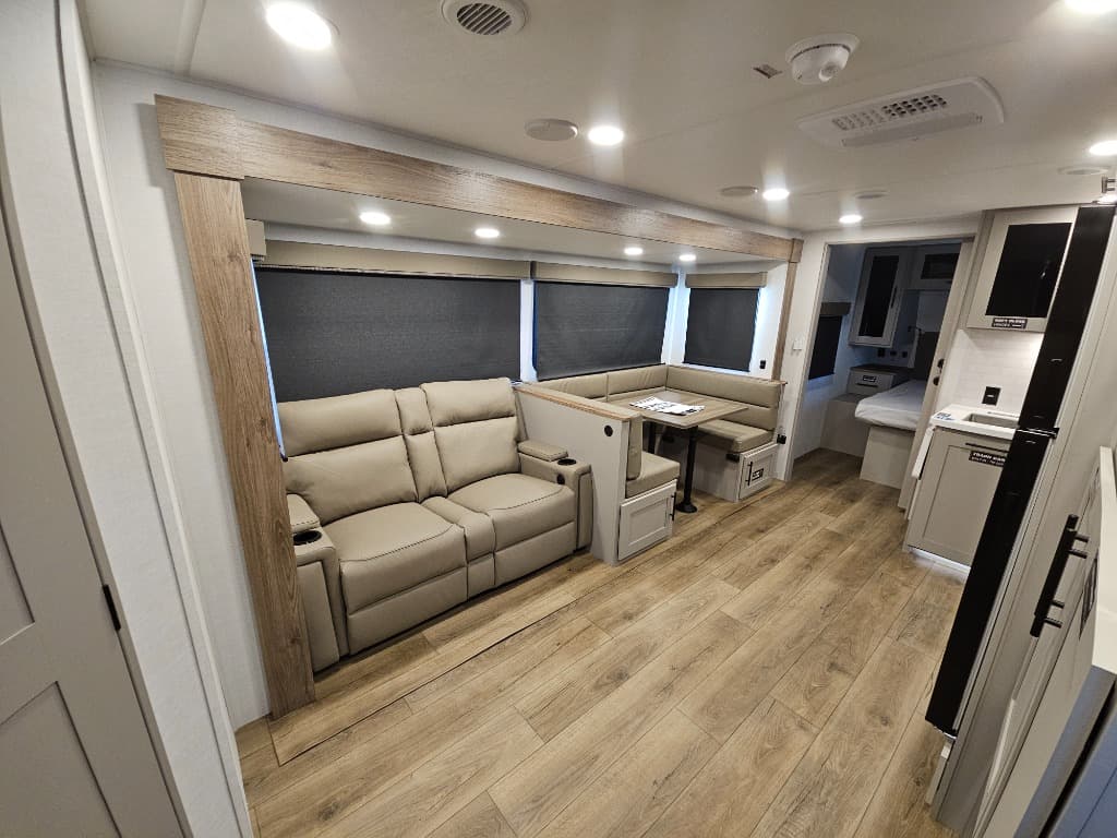 2026 Alliance RV 2026 Alliance RV Delta - thumbnail 8