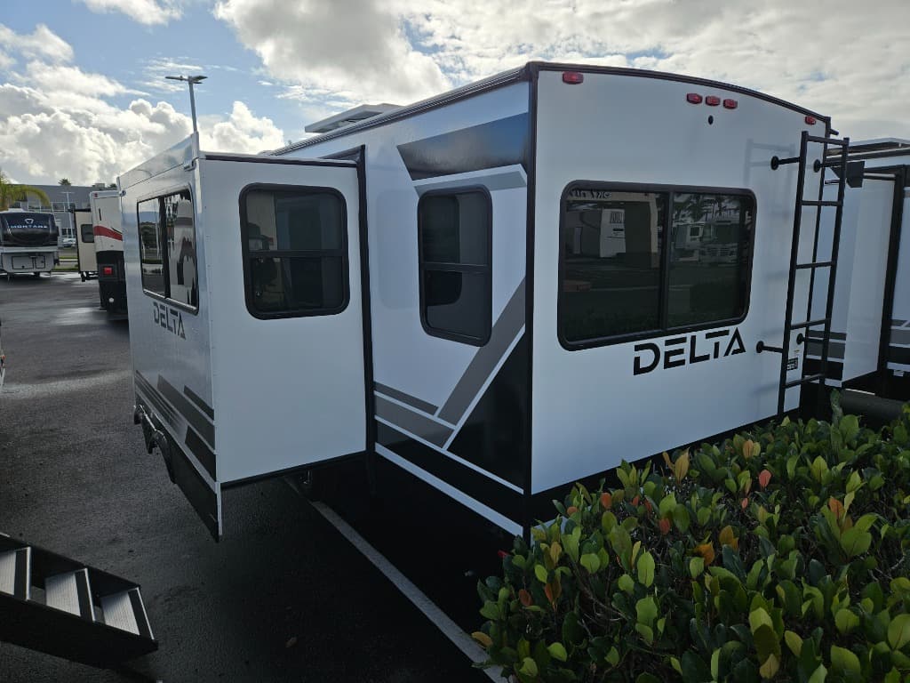 2026 Alliance RV 2026 Alliance RV Delta - thumbnail 4