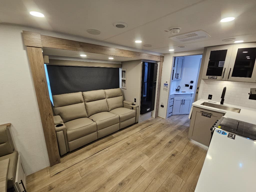 2026 Alliance RV 2026 Alliance RV Delta - thumbnail 7