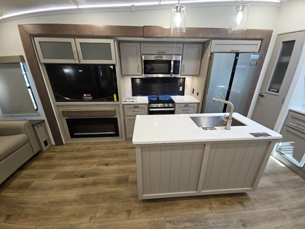 2026 Alliance RV 2026 Alliance RV Avenue - thumbnail 18