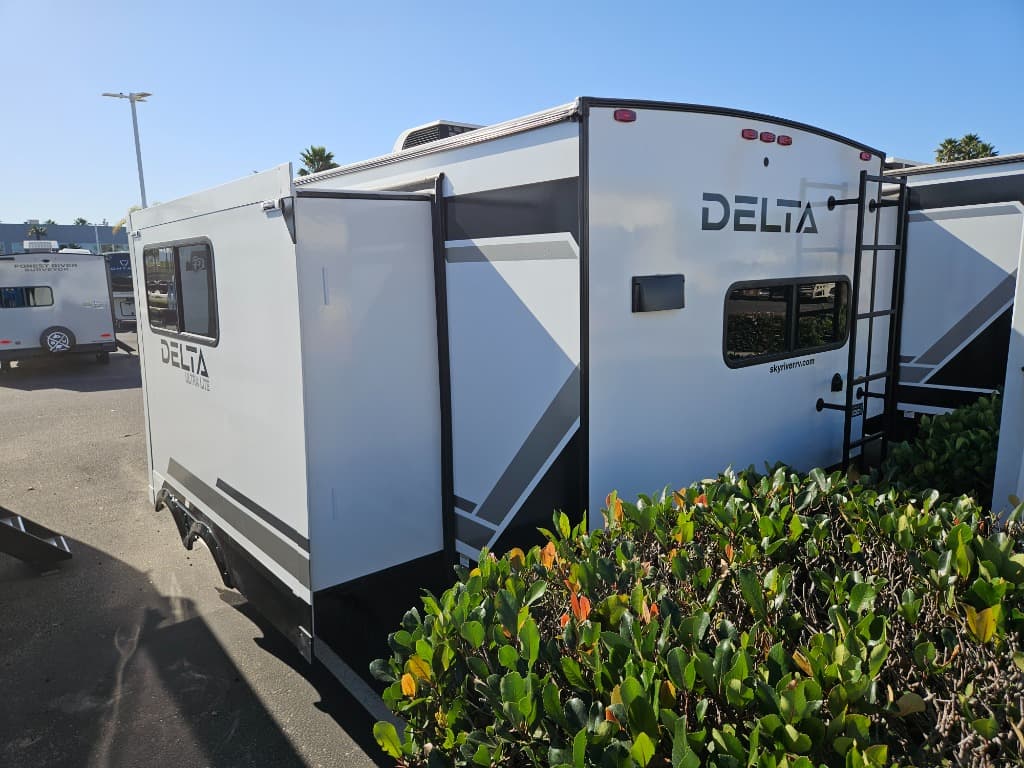 2026 Alliance RV 2026 Alliance RV Delta - thumbnail 5