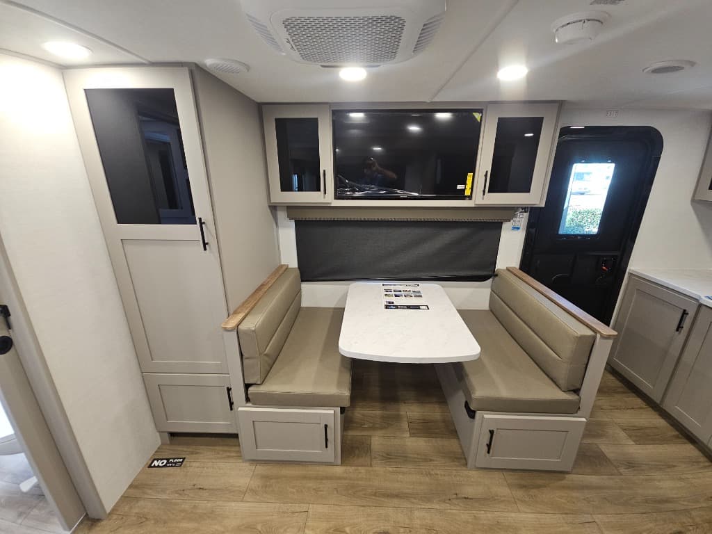 2026 Alliance RV 2026 Alliance RV Delta - thumbnail 10