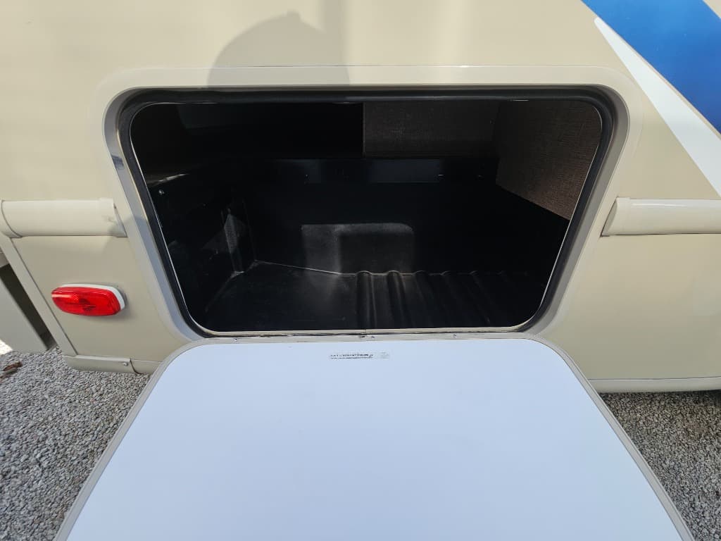 2017 Thor Motor Coach 2017 Thor Motor Coach Axis - thumbnail 45