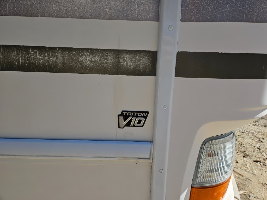 2001 Fleetwood 2001 Fleetwood Bounder - thumbnail 8