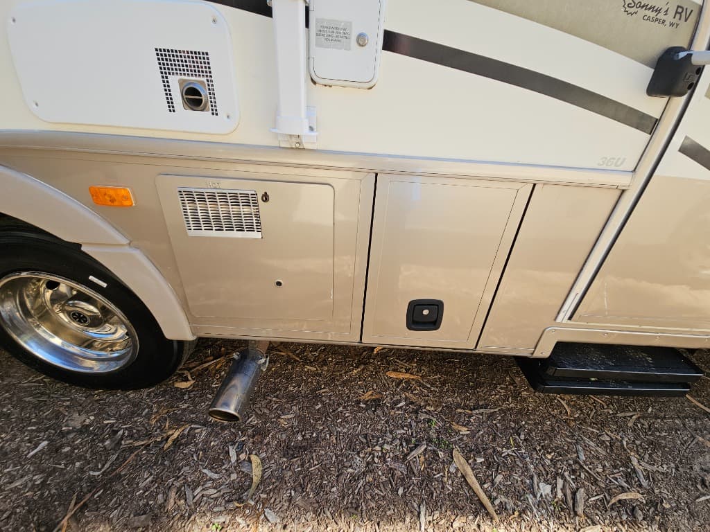 2001 Fleetwood 2001 Fleetwood Bounder - thumbnail 14