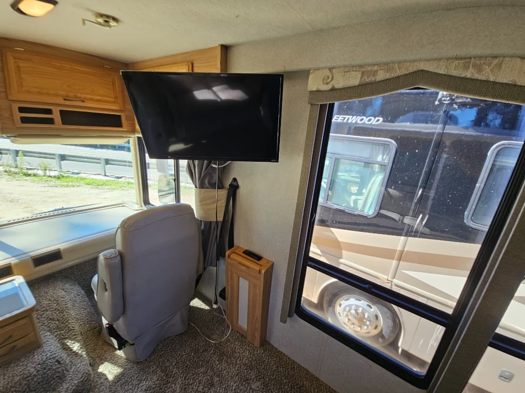 2001 Fleetwood 2001 Fleetwood Bounder - thumbnail 22