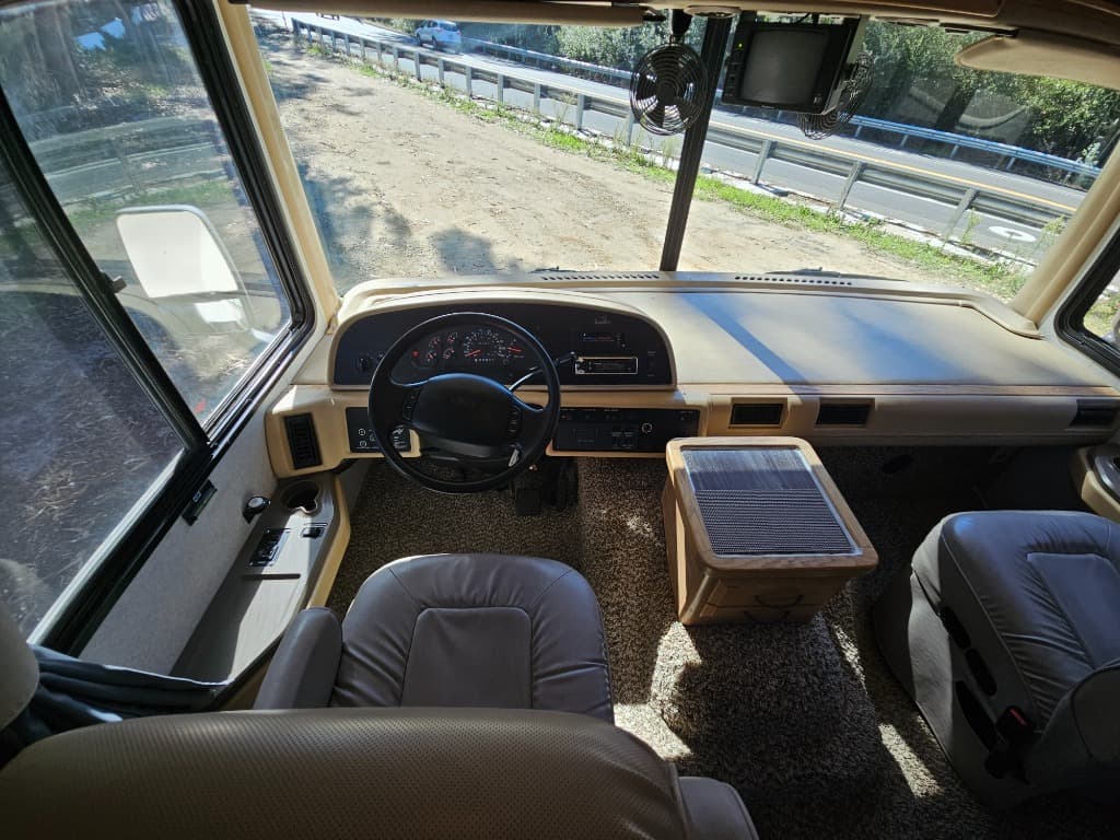 2001 Fleetwood 2001 Fleetwood Bounder - thumbnail 25