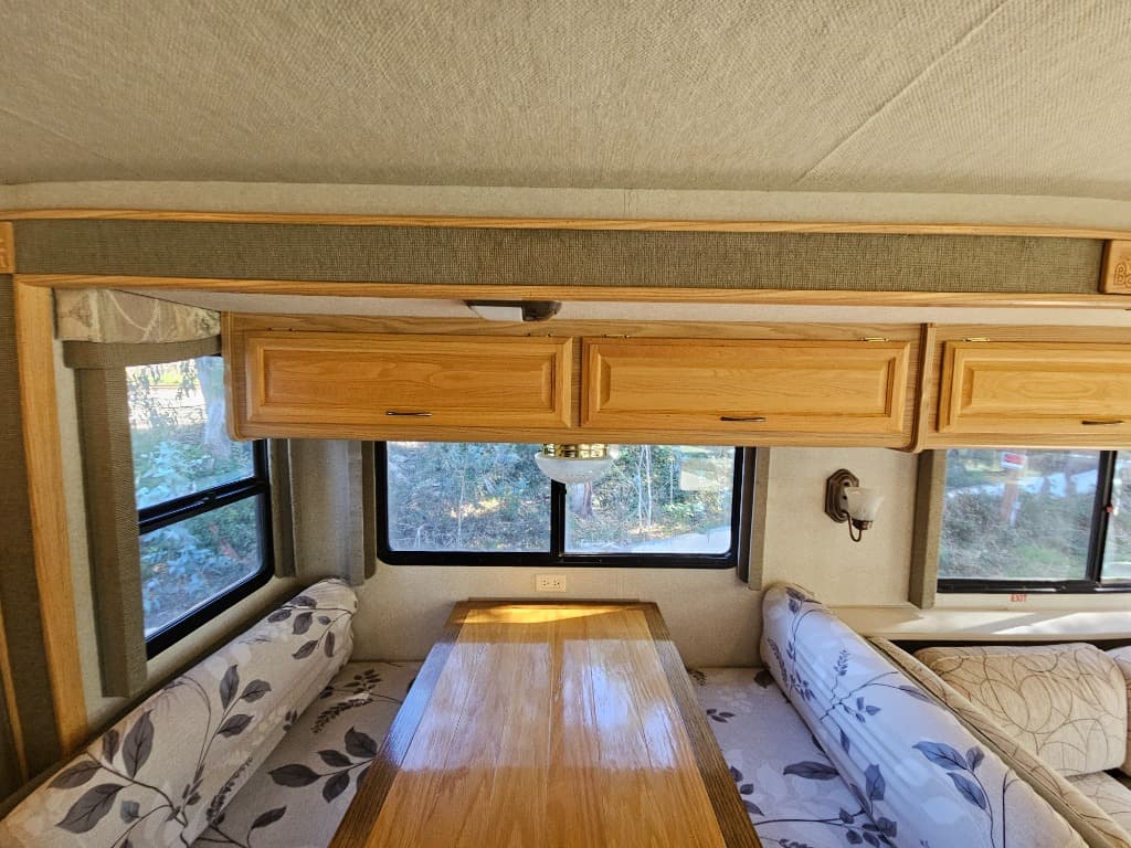 2001 Fleetwood 2001 Fleetwood Bounder - thumbnail 35