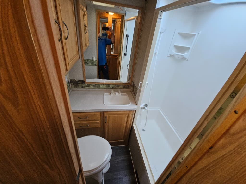 2001 Fleetwood 2001 Fleetwood Bounder - thumbnail 40