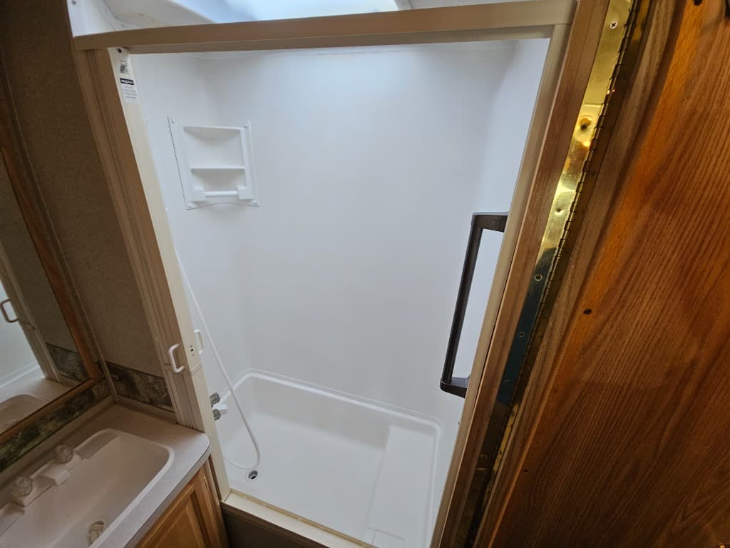 2001 Fleetwood 2001 Fleetwood Bounder - thumbnail 41