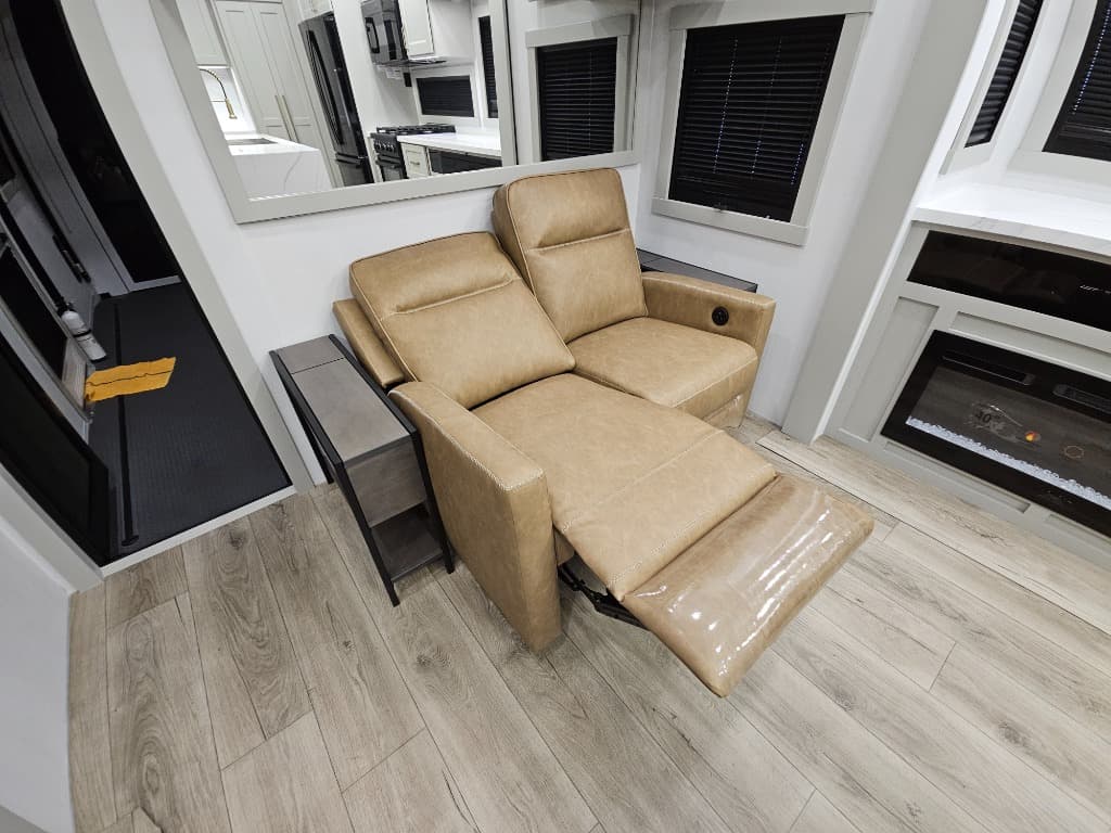 2025 Brinkley RV 2025 Brinkley RV Model G - thumbnail 19