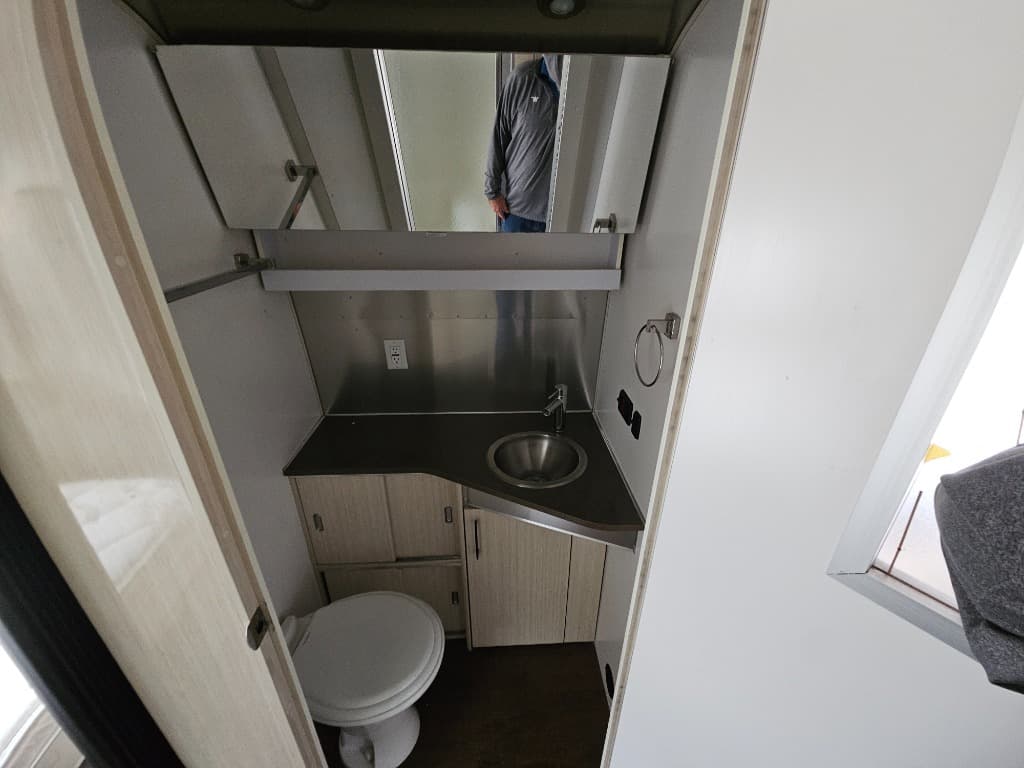 2018 Airstream 2018 Airstream International Signature - thumbnail 20