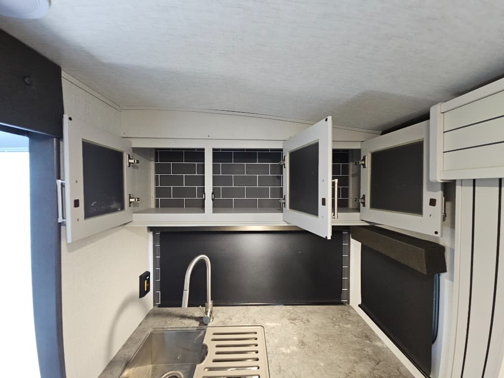 2024 Keystone RV 2024 Keystone RV Cougar Half-Ton - thumbnail 29