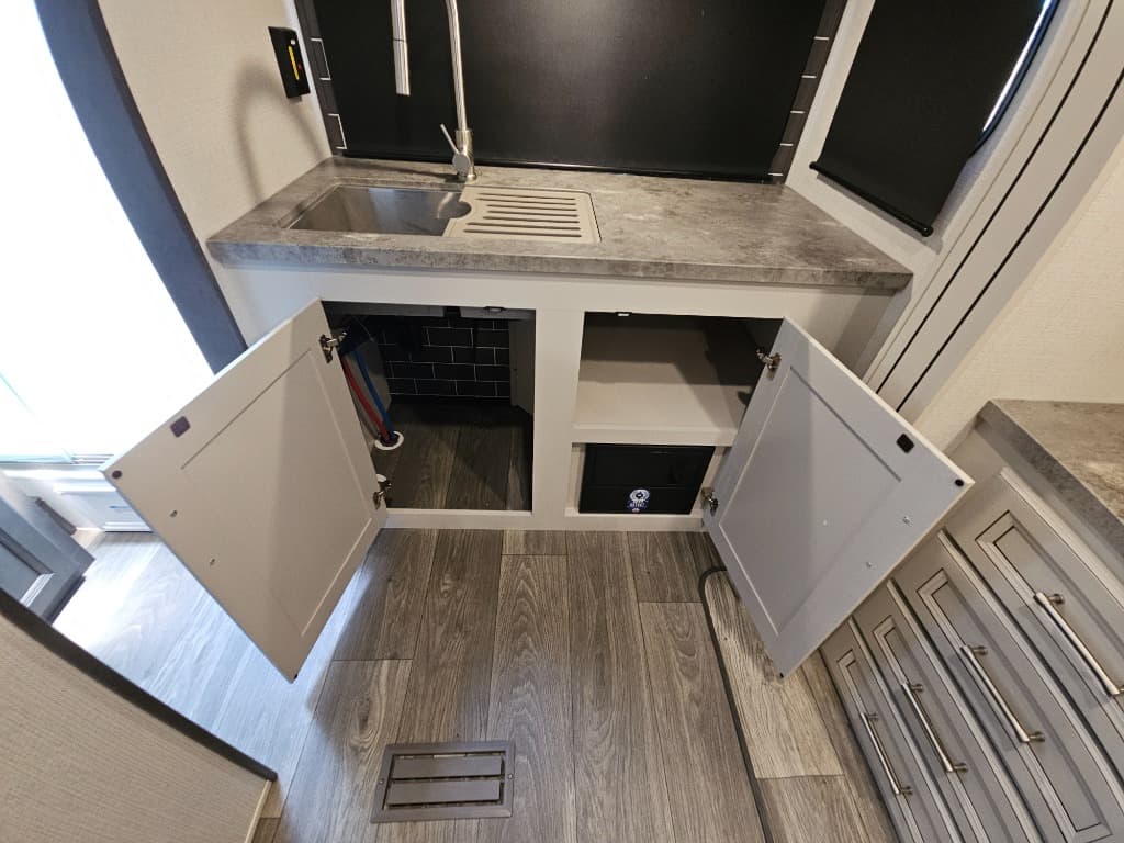 2024 Keystone RV 2024 Keystone RV Cougar Half-Ton - thumbnail 31