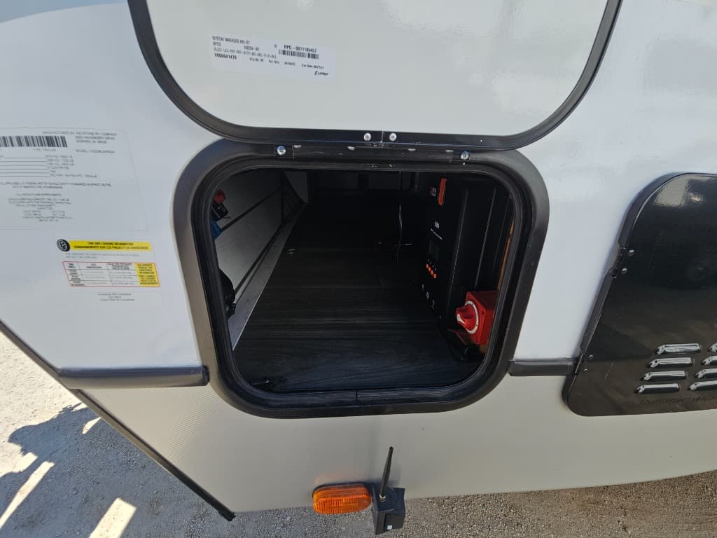 2024 Keystone RV 2024 Keystone RV Cougar Half-Ton - thumbnail 52