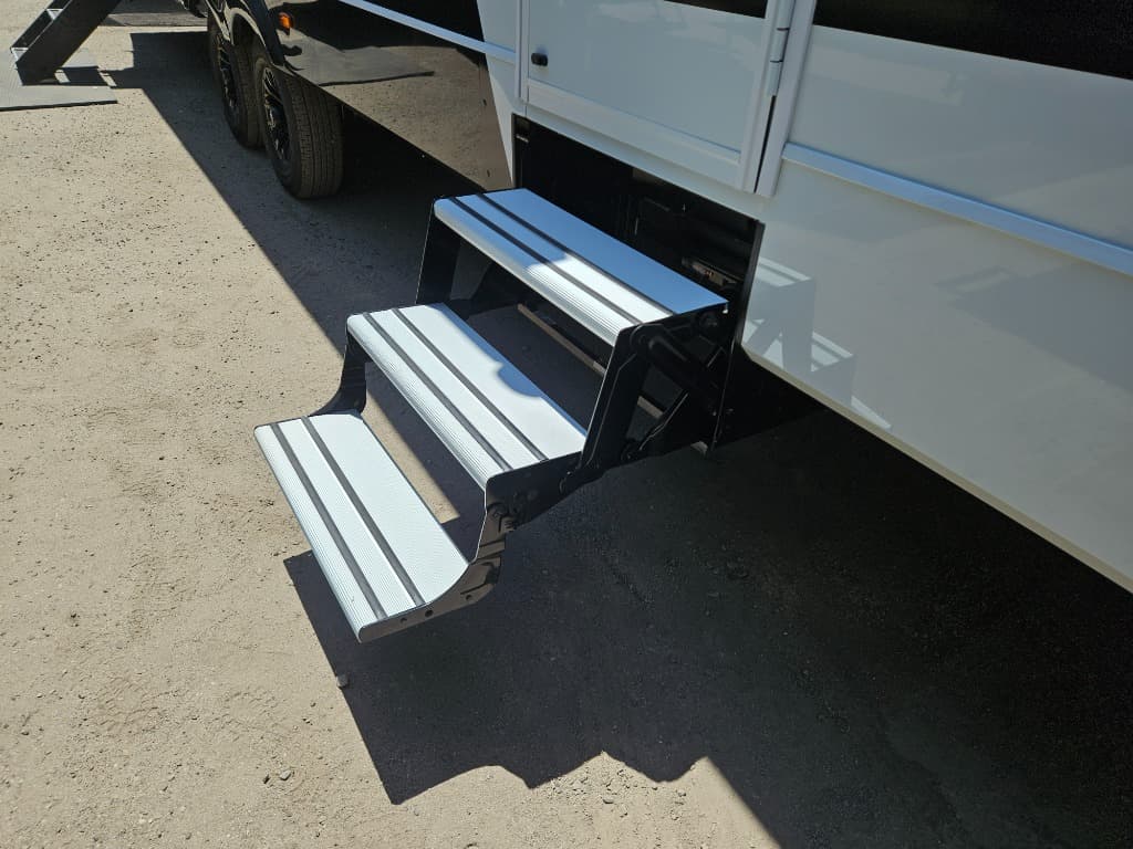 2026 Brinkley RV 2026 Brinkley RV Model I - thumbnail 11