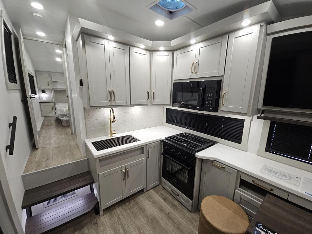 2026 Brinkley RV 2026 Brinkley RV Model Z - thumbnail 42