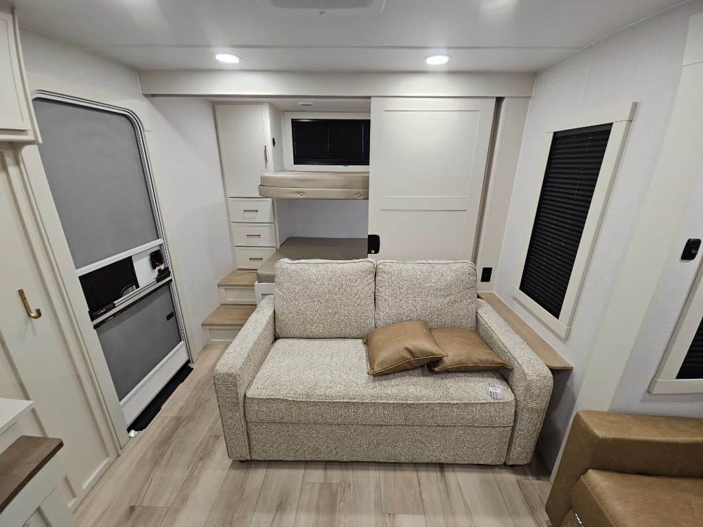 2026 Brinkley RV 2026 Brinkley RV Model I - thumbnail 10