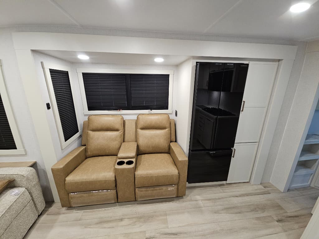 2026 Brinkley RV 2026 Brinkley RV Model I - thumbnail 12