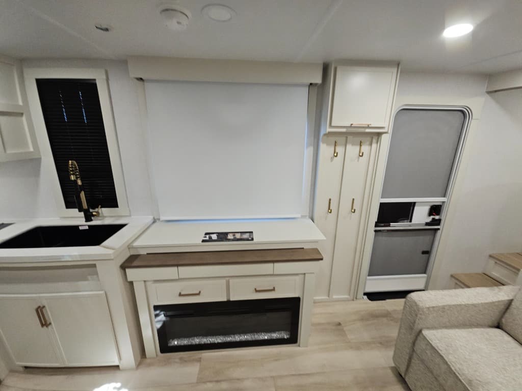 2026 Brinkley RV 2026 Brinkley RV Model I - thumbnail 16