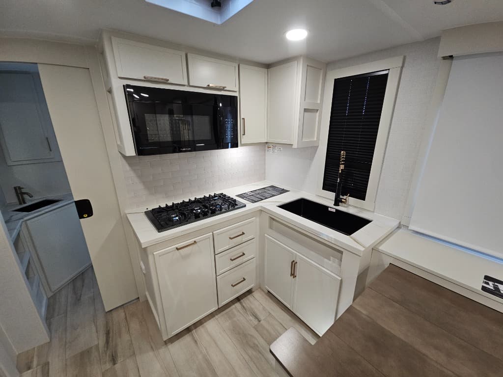 2026 Brinkley RV 2026 Brinkley RV Model I - thumbnail 21