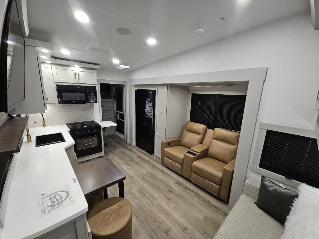 2026 Brinkley RV 2026 Brinkley RV Model Z - thumbnail 7