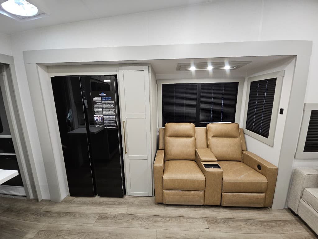 2026 Brinkley RV 2026 Brinkley RV Model Z - thumbnail 8