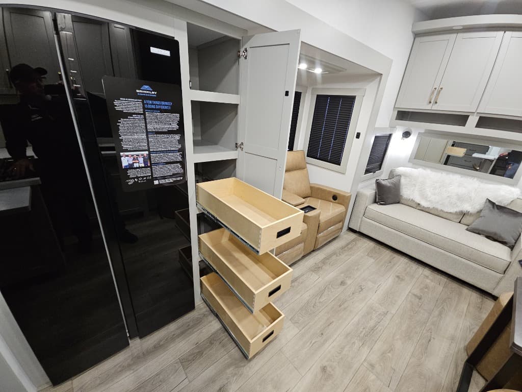 2026 Brinkley RV 2026 Brinkley RV Model Z - thumbnail 11