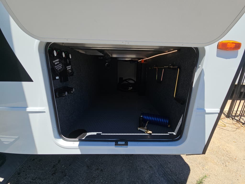 2026 Brinkley RV 2026 Brinkley RV Model I - thumbnail 37