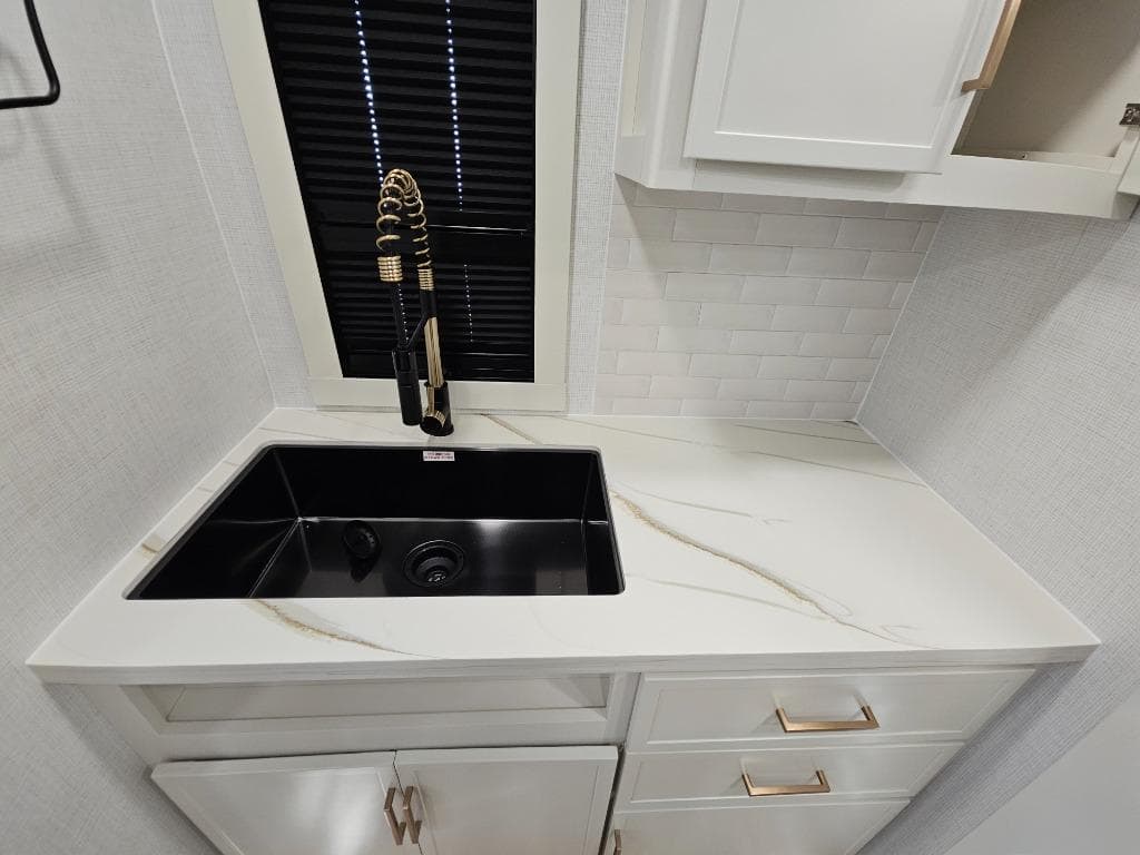 2026 Brinkley RV 2026 Brinkley RV Model I - thumbnail 30