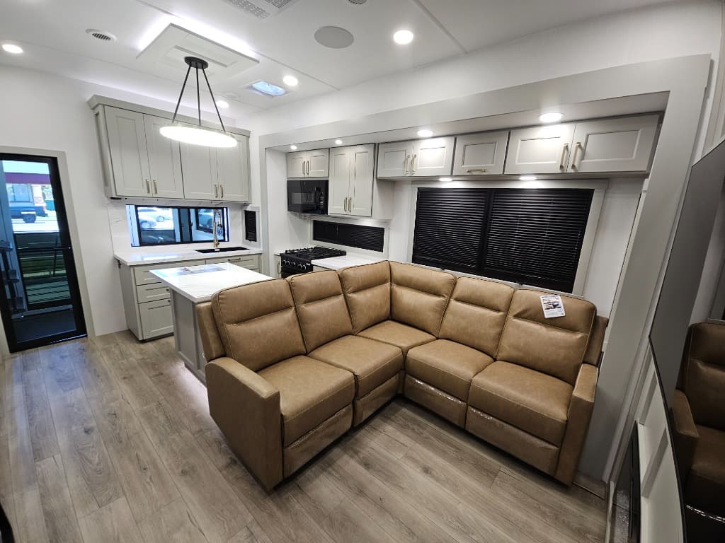 2026 Brinkley RV 2026 Brinkley RV Model G - thumbnail 8