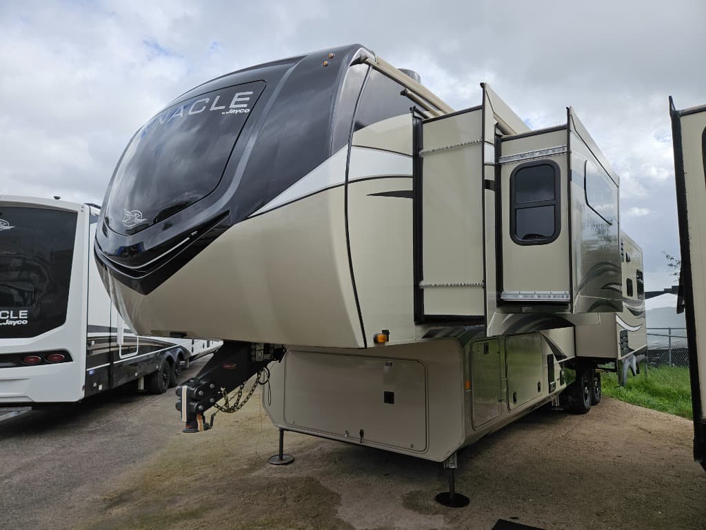2022 Jayco 2022 Jayco Pinnacle - thumbnail 4
