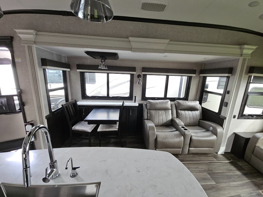 2022 Jayco 2022 Jayco Pinnacle - thumbnail 8