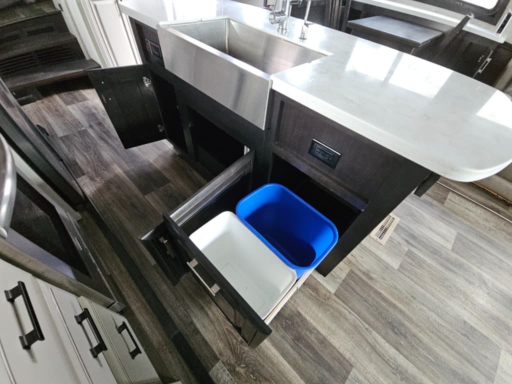 2022 Jayco 2022 Jayco Pinnacle - thumbnail 28