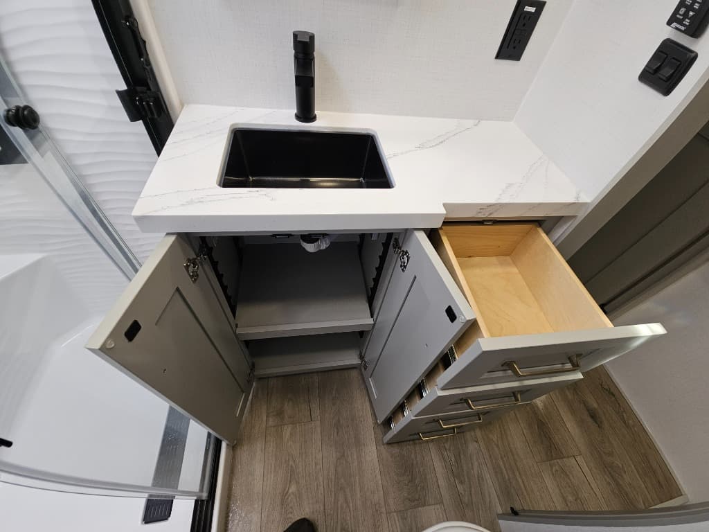 2026 Brinkley RV 2026 Brinkley RV Model G - thumbnail 50