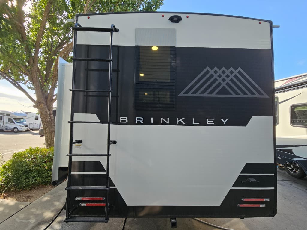 2026 Brinkley RV 2026 Brinkley RV Model I - thumbnail 3