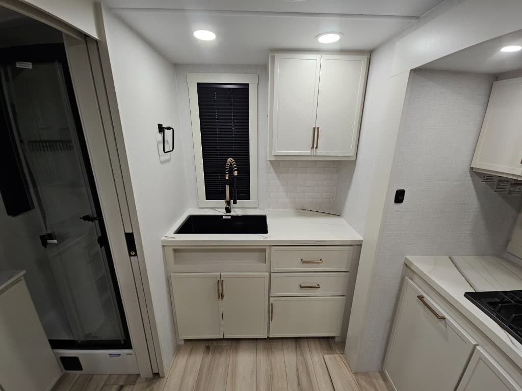 2026 Brinkley RV 2026 Brinkley RV Model I - thumbnail 28