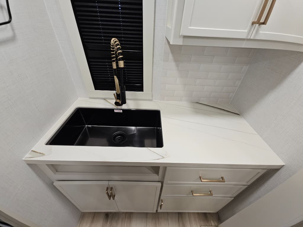 2026 Brinkley RV 2026 Brinkley RV Model I - thumbnail 30