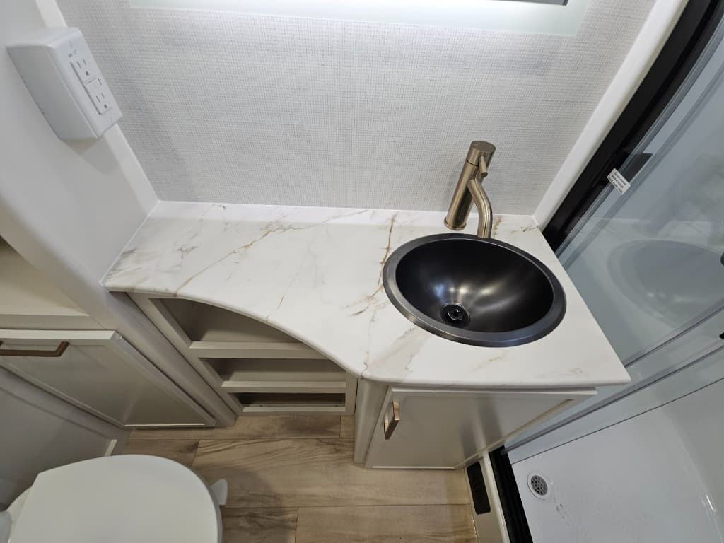 2026 Brinkley RV 2026 Brinkley RV Model I - thumbnail 35