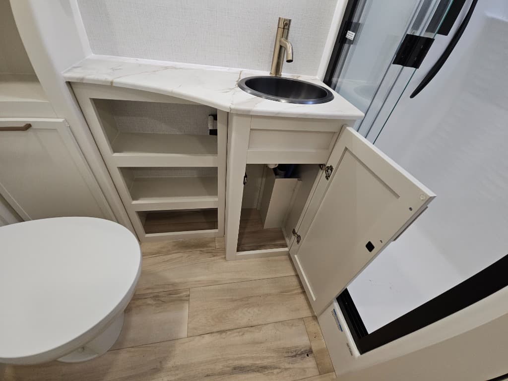 2026 Brinkley RV 2026 Brinkley RV Model I - thumbnail 36